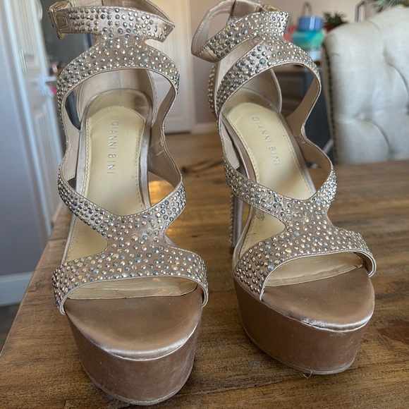 Gianni Bini Trinitie Pink Marble Heels EUC - Picture 1 of 7